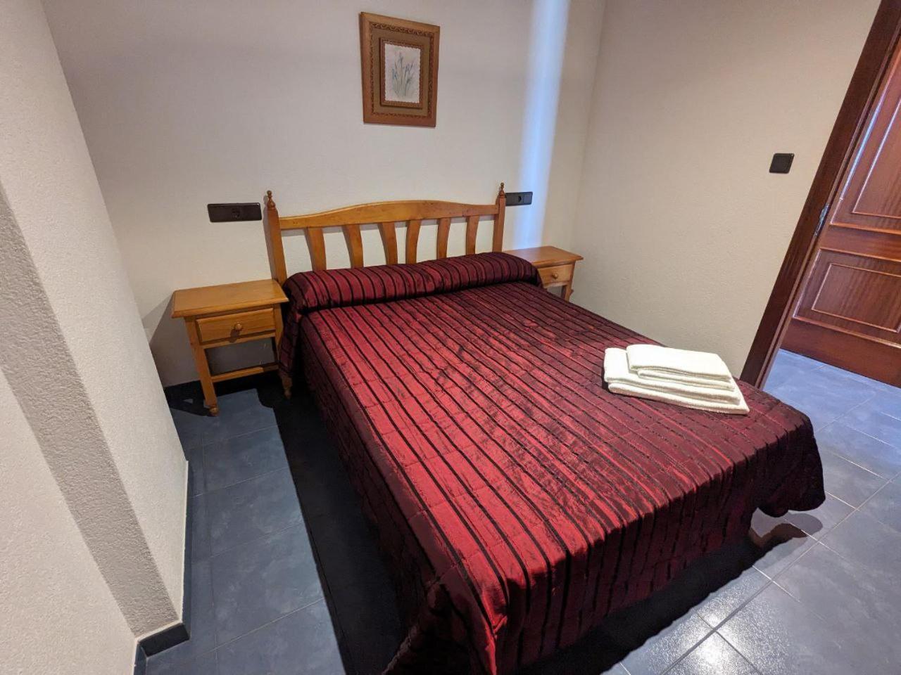 Vivienda Turistica Vacacional Maricarmen Hotel Arou ภายนอก รูปภาพ