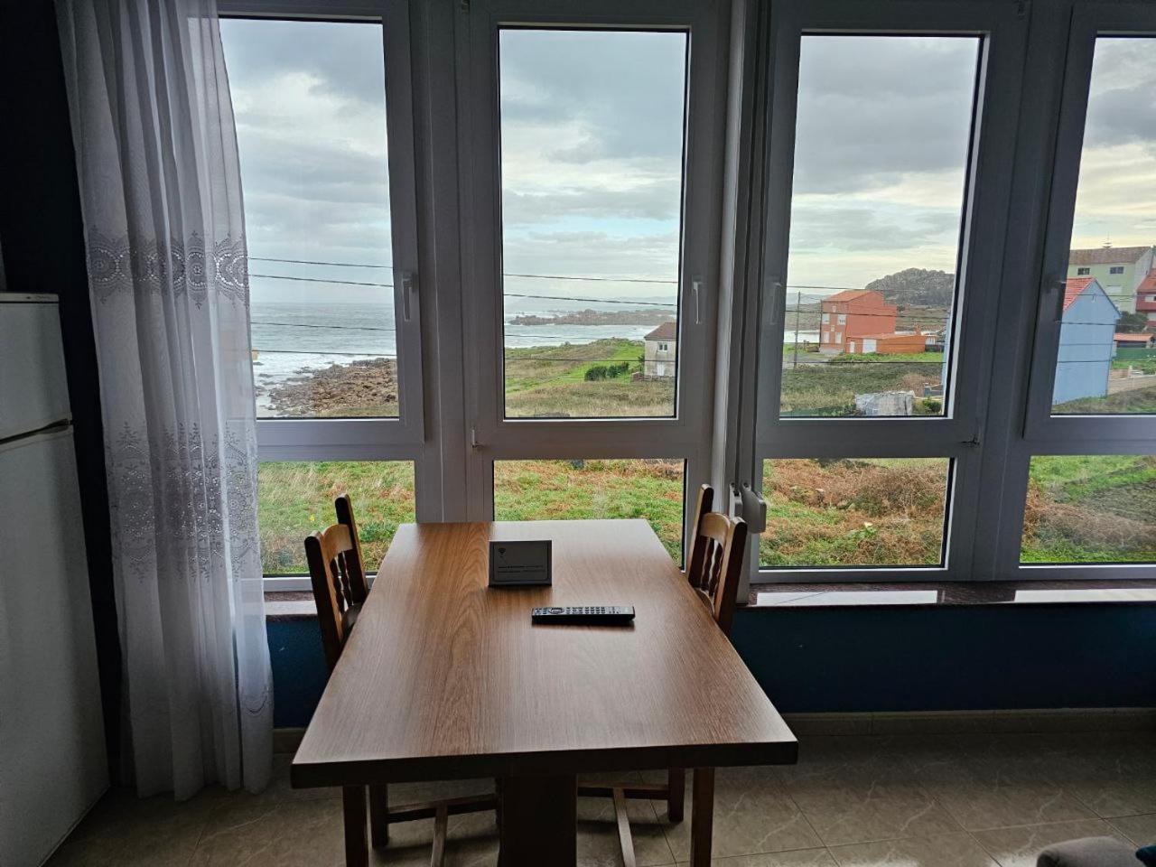 Vivienda Turistica Vacacional Maricarmen Hotel Arou ภายนอก รูปภาพ