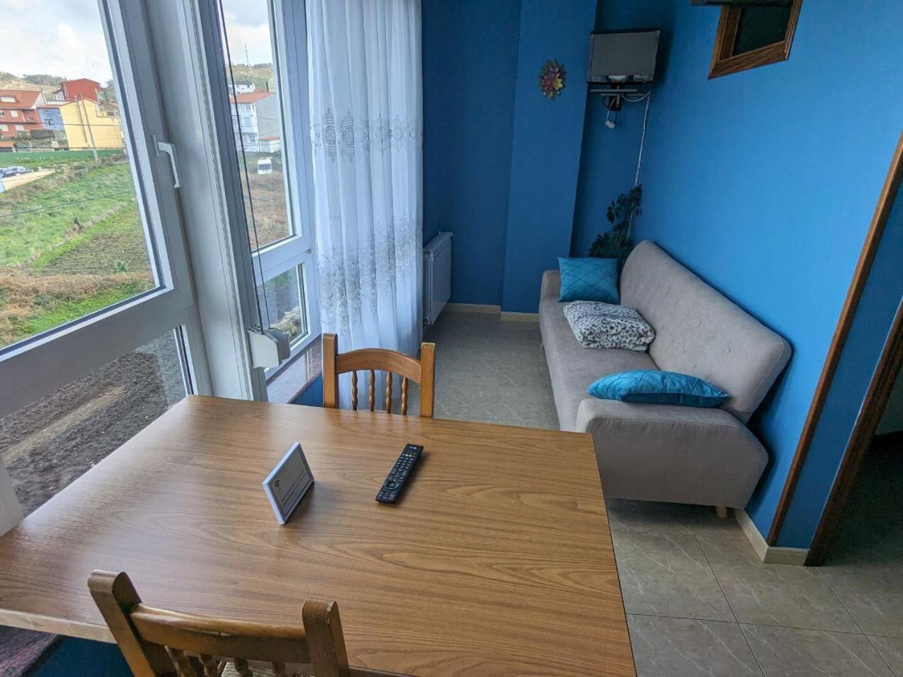 Vivienda Turistica Vacacional Maricarmen Hotel Arou ภายนอก รูปภาพ